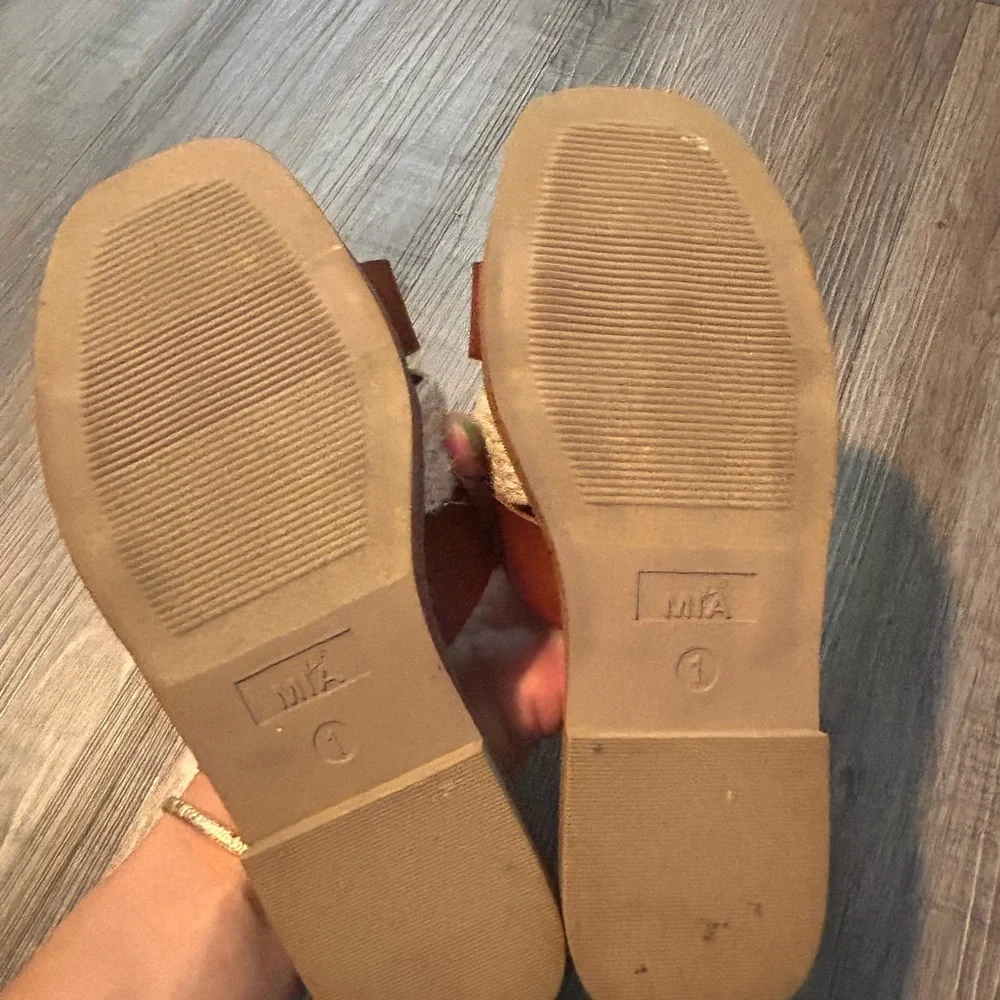 Mia Tan and Cream girls sandals